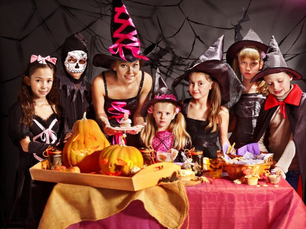 Halloween-and-Credit-Repair—How-to-Celebrate-on-a-Budget—Lexington-Law-Firm